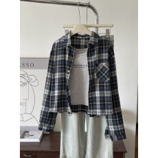 批发法式高级感复古格子翻领<b class='q'>长袖</b><b class='q'>衬衫</b>女装春秋冬款设计感小众上衣