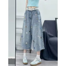 批发设计感彩色纽扣牛仔<b class='q'>短裤</b>女夏季2026新款高腰显瘦宽松直筒七分裤子