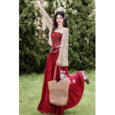 批发语希实拍  红色抹胸搭配半身裙防晒外套度假长裙套装