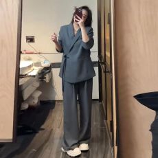 批发大嫂同款2025春秋新款<b class='q'>大码</b>胖mm宽松减龄阔腿裤两件套<b class='q'>西装</b>套装女