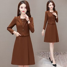 批发春季2026新款中年时尚西装领假两件连衣裙洋气妈妈显瘦<b class='q'>打底裙</b>子女