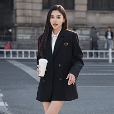 批发高级感宽松西装外套女2026<b class='q'>春</b>秋新款英伦风显瘦气质小西装