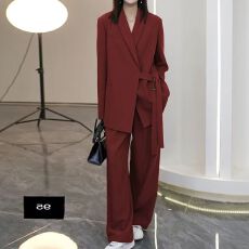 批发大嫂同款2026春秋新款大码胖mm宽松减龄阔腿裤<b class='q'>两件</b>套西装套装<b class='q'>女</b>