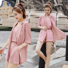 批发<b class='q'>大码</b>女装夏装新款遮肉气质吊带西装外套显瘦短裤三件套装女