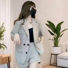 批发西装<b class='q'>套装</b><b class='q'>女装</b>夏季韩版宽松气质学院风减龄温柔系<b class='q'>职业</b>凉快垂感抗皱