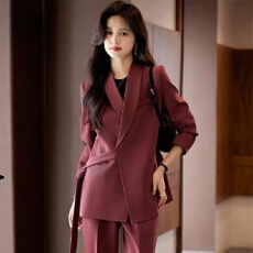 批发今年流行<b class='q'>西装</b>外套女设计感时尚宽松系带西服套装休闲阔腿裤两件套
