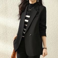 批发春<b class='q'>秋</b>新款设计感时尚休闲西装外套女侧开叉百搭小个子气质西服上衣
