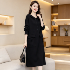 批发大码女装宽松双大口袋减龄<b class='q'>秋</b>季长袖连衣裙胖mm遮肉显瘦连帽卫衣裙