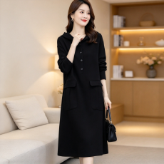 批发大码女装宽松双大口袋减龄<b class='q'>秋</b>季长袖连衣裙胖mm遮肉显瘦连帽卫衣裙