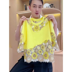 批发高端设计感<b class='q'>蕾丝</b>钩花拼接黄色圆领宽松减龄短袖<b class='q'>T</b><b class='q'>恤</b>女2025夏季新款
