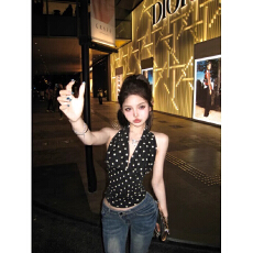 批发已出货 黑色波点美背挂脖吊带背心女夏季<b class='q'>修身</b>无袖外穿设计感辣妹