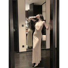 批发2026春装大女主气质蕾丝网纱荡领无袖<b class='q'>连衣裙</b>