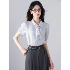 批发灰色缎面蝴蝶结系带短袖<b class='q'>衬衫</b>女夏2026新款面试正装轻<b class='q'>职业</b>通勤上衣