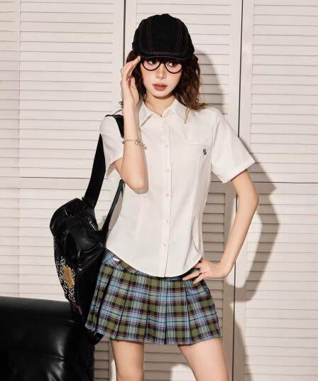 아메리칸 화이트 긍정적 인 어깨 반소매 반팔 여성 셔츠 여름 몸매 가꾸기 허리 수축 슬림해 보이는 학원 스타일 외부 가져 가라. 셔츠 맨위