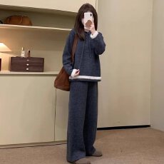 批发大码秋冬套<b class='q'>装</b><b class='q'>韩版</b>时尚撞色气质连帽针织上衣两件套显瘦阔腿<b class='q'>裤</b>