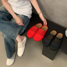 批发纯手工编织网面包头拖2026<b class='q'>夏</b>款透气软糯脚感厚底勃肯拖