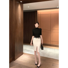 批发实拍实价 早秋纯色半高领修身中袖T恤女➕气质开叉包臀半裙两件套