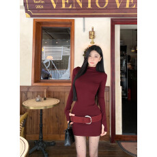 批发实拍实价 秋冬法式辣妹半高领长袖<b class='q'>连衣裙</b>女收腰显瘦气质包臀裙子