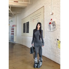 批发实拍实价 秋冬辣妹堆堆袖连衣裙显瘦设计感绑带长袖裙子条纹<b class='q'>丝袜</b>