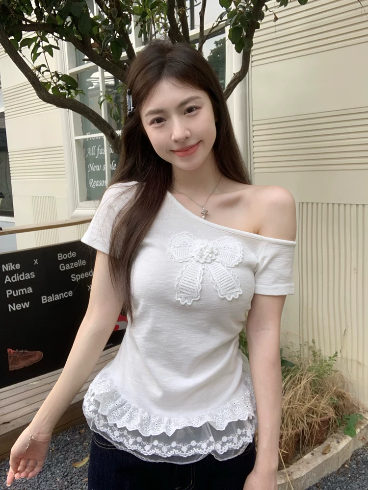 순면 원본 자카드 디자인 센스 비스듬한 어깨 패치워크 레이스 레이스 나비 매듭 반팔 티셔츠 맨위 여성
