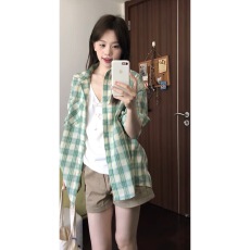 批发韩系polo领绿色格子防晒<b class='q'>衬衫女</b>夏季新款设计感小众宽松休闲衬衣