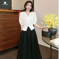 批发黑色薄款洋气针织开衫女2026夏装mm宽松V领<b class='q'>外套</b>短袖<b class='q'>T</b><b class='q'>恤</b>上衣