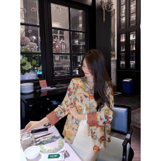 批发新中式国风宋锦<b class='q'>外套</b>女2026春秋季新款设计感<b class='q'>休闲</b>唐装盘扣上衣