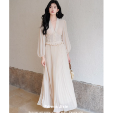 批发法式2026年轻礼服系列V领蕾丝拼接衬衫+百褶长裙套裙