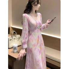 批发法式茶歇掐腰裙子女春巨好看独特漂亮气质<b class='q'>高端</b>粉色碎花长袖<b class='q'>连衣裙</b>