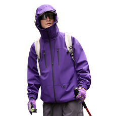 批发<b class='q'>新款</b>户外冲锋衣夹克外套男春秋款百搭宽松防风连帽户外夹克冲锋衣