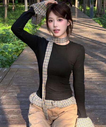 2026 년 조기 봄 가을 새로운 페이크 레이어드 체크무늬 패치워크 긴팔 티셔츠 여성 디자인 센스 인사이드 가져 가라. 기본 셔츠 맨위