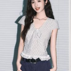 批发法式蝴蝶结蕾丝花边条纹衬衫女2026年夏季新款高级感显瘦短袖上衣