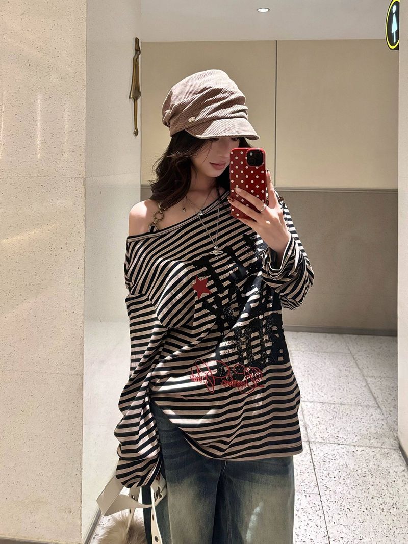광저우 스트라이프 원단 오프숄더 긴팔 티셔츠 여성 루즈핏 행침 목 기본 셔츠 맨위