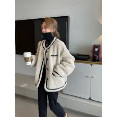 批发高级感皮毛一体羊剪绒<b class='q'>外套</b>女冬季新款设计感宽松加厚羊羔毛上衣女