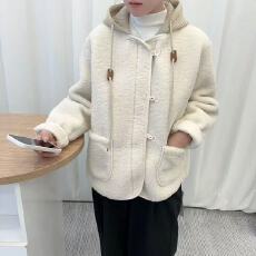 批发可脱卸连帽皮毛一体羊羔毛<b class='q'>外套</b>女冬款宽松百搭加厚保暖羊羔绒上衣