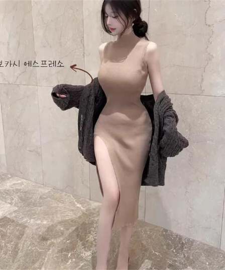 한국 동대문 새로운 품격 몸매 가꾸기 디스플레이 몸 트임 터틀넥 민소매 타이트 스커트 만나는 니트 점프 슈트 롱 스커트