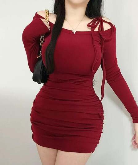 한국 동대문 새로운 품격 몸매 가꾸기 비스듬한 칼라 오프숄더 레이스업 허리 수축 주름 디스플레이 몸 타이트 스커트 점프 슈트 미니 스커트