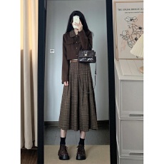 批发法式学院风休闲运动套装女秋冬少女小香风格子短外套半身裙两件套