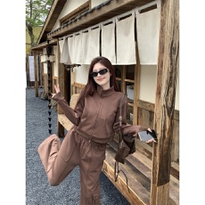 批发秋冬穿搭高级感运动休闲<b class='q'>卫衣</b>拉链开衫外套高腰阔腿裤<b class='q'>直筒</b>裤套装<b class='q'>女</b>