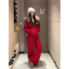 批发红色休闲宽松运动套装女秋<b class='q'>冬</b>美式大毛领卫衣阔腿裤加绒炸街两件套