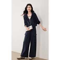 批发工装风运动套装女秋季新款高级感短款外套冲锋衣工装阔腿裤两件套