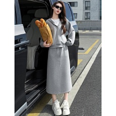 批发韩系休闲运动服套装少女秋冬<b class='q'>时尚</b>简约V领连帽卫衣半身长裙两件套