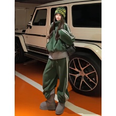 批发美式运动风套装女秋冬季高级感绿色立领卫衣阔腿裤两件套休闲穿搭
