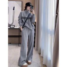 批发灰色休闲运动套装女春季新款高级感时尚半拉链卫衣高腰卫裤两件套