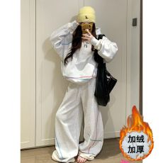 批发巨好看的<b class='q'>秋</b>冬一整套盐系减龄加绒加厚韩系卫衣卫裤运动休闲两件套