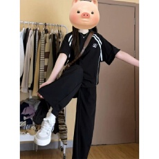 批发夏季新款美式气质<b class='q'>休闲</b>运动<b class='q'>套装</b>女复古时尚黑色圆领短袖长裤两件套