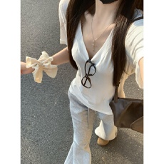 批发韩系<b class='q'>气质</b>休闲<b class='q'>运动</b>套装女夏季辣妹时尚修身显瘦V领短袖长裤两件套