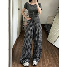 批发韩系灰色<b class='q'>运动</b>套装女夏季宽松显瘦减龄露肩短袖格子长裤休闲两件套