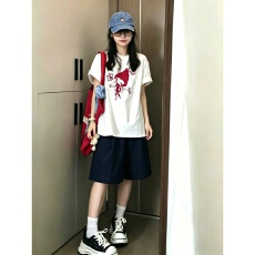 批发韩系少女休闲运动<b class='q'>套装</b>女夏季学生宽松设计感短袖短裤小个子两件套