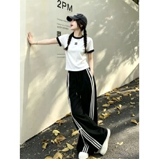 批发巨好看超火运动套装<b class='q'>女</b>夏季学生韩版宽松<b class='q'>短袖</b><b class='q'>T</b><b class='q'>恤</b>阔腿裤休闲<b class='q'>两件套</b>
